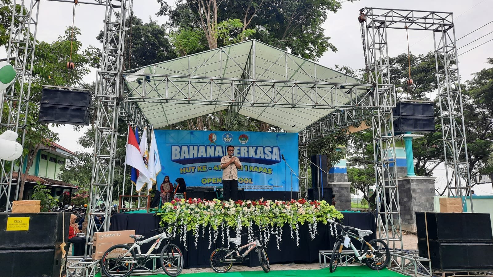 Peringati HUT ke-41, SMPN 1 Kapas Open School