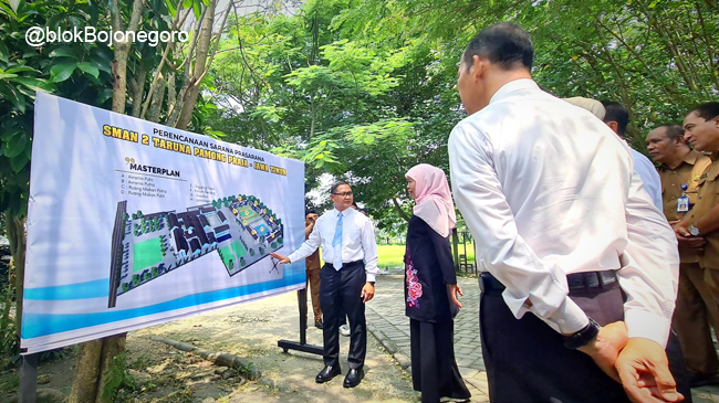 SMAN 2 Taruna Pamong Praja Diduga Pungli Calon Siswa Rp30 Juta