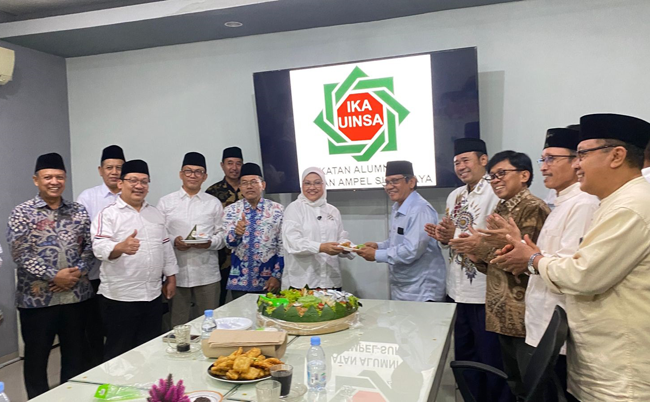 Resmikan Kantor Baru, IKA UINSA Teguhkan Komitmen Mandiri dan Berdaya
