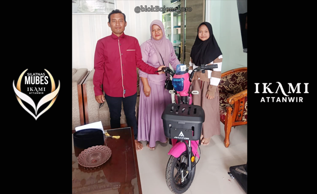 Berdoa Dapat Sepatu, Dewi Wulandari Bawa Pulang Sepeda Listrik