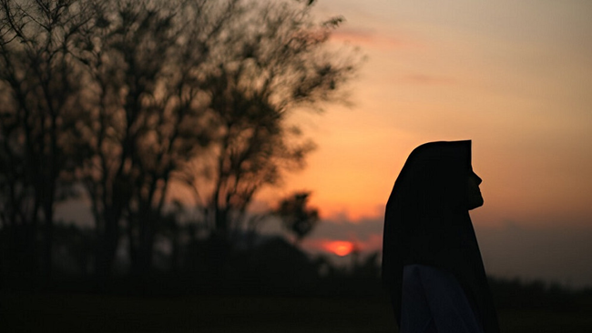 10 Larangan bagi Wanita yang Sedang Haid