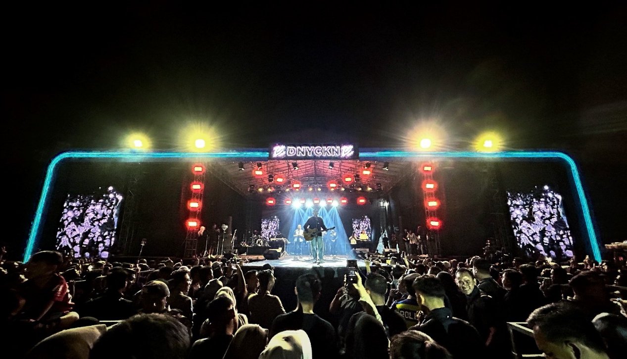 Puncak HJB 348, Denny Caknan Sukses Guncang Ribuan Warga Bojonegoro