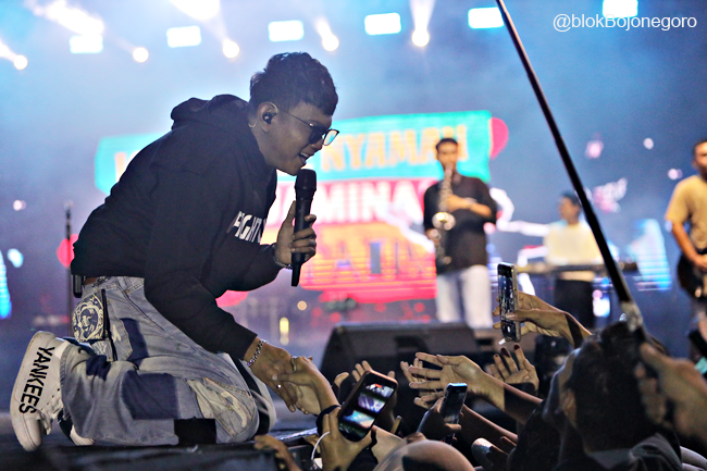 Denny Caknan Sapa Masyarakat Bojonegoro