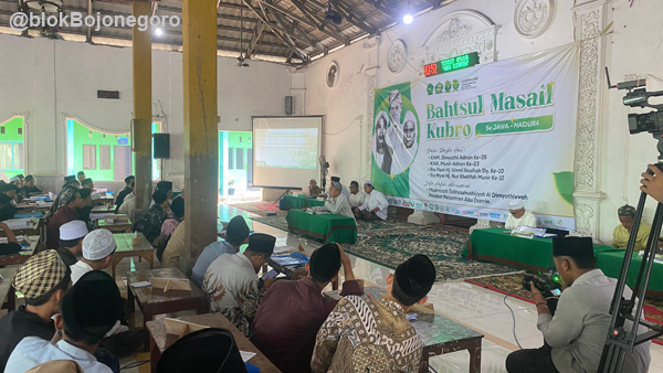 Ponpes Abu Dzarrin Gelar Bahtsul Masail Kubro se Jawa dan Madura
