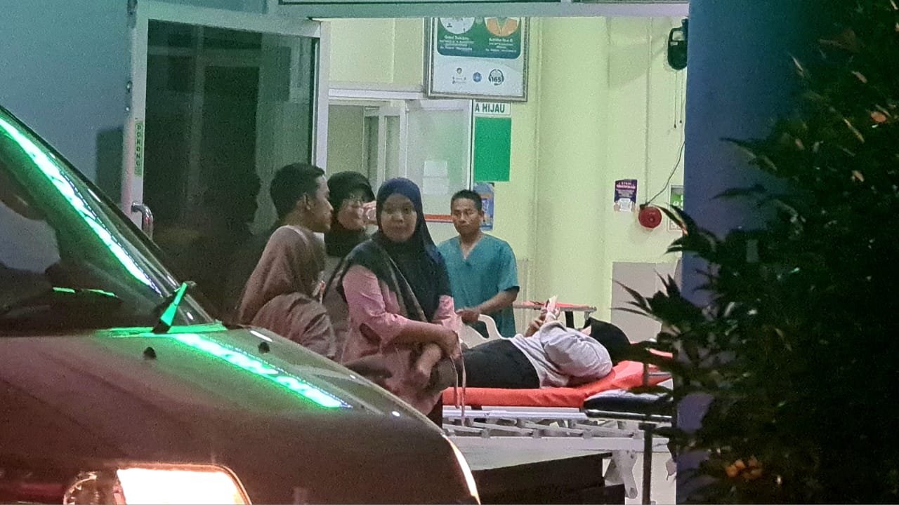 Puluhan Siswa di Bojonegoro Keracunan Makanan,...