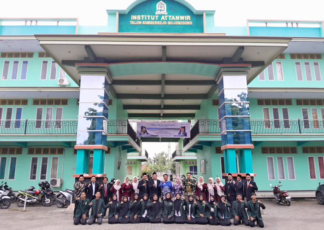 Tingkatkan Kualitas Mutu, Prodi PGMI Institut Attanwir Bojonegoro Jalani Penilaian Lapangan LAMDIK