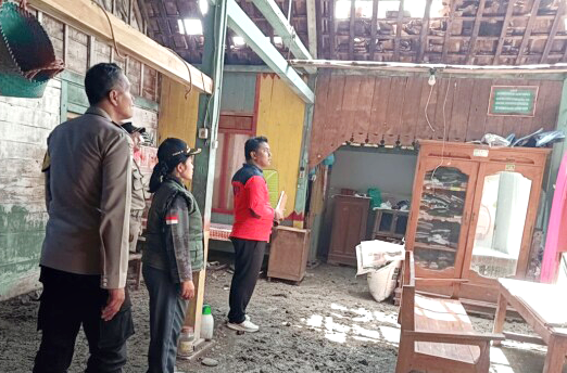 BPBD Bojonegoro Terjun ke Lapangan, Tangani Dampak Angin Kencang di Tambakrejo