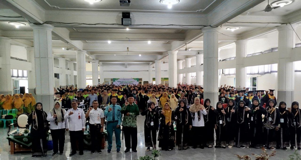 PDA Bojonegoro Wisuda 366 Peserta Sekolah Lansia Berdaya