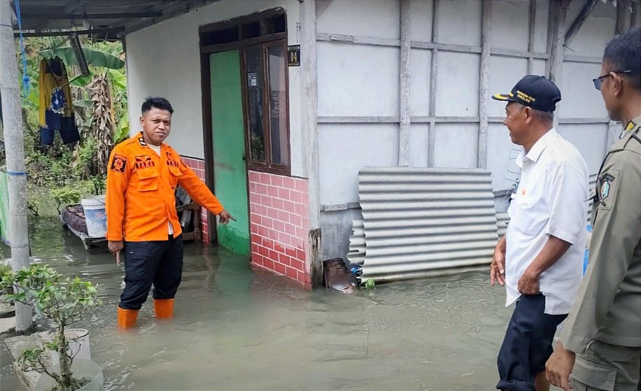 Hujan Deras Picu Sungai Pacal Bojonegoro Meluap, Enam...