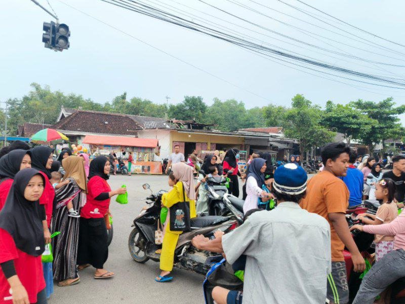 Ramadan Penuh Berkah, SPPG Sumberjo Malo Tebar 3.000...