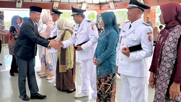 5 Kades PAW 2026 di Bojonegoro Resmi Dilantik,...