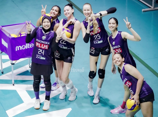 Klasemen Final Four, Gresik Phonska Plus Lolos Grand...