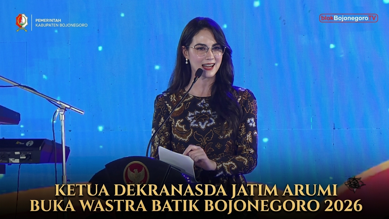Ketua Dekranasda Arumi Bachsin Buka Bojonegoro Wastra Batik...