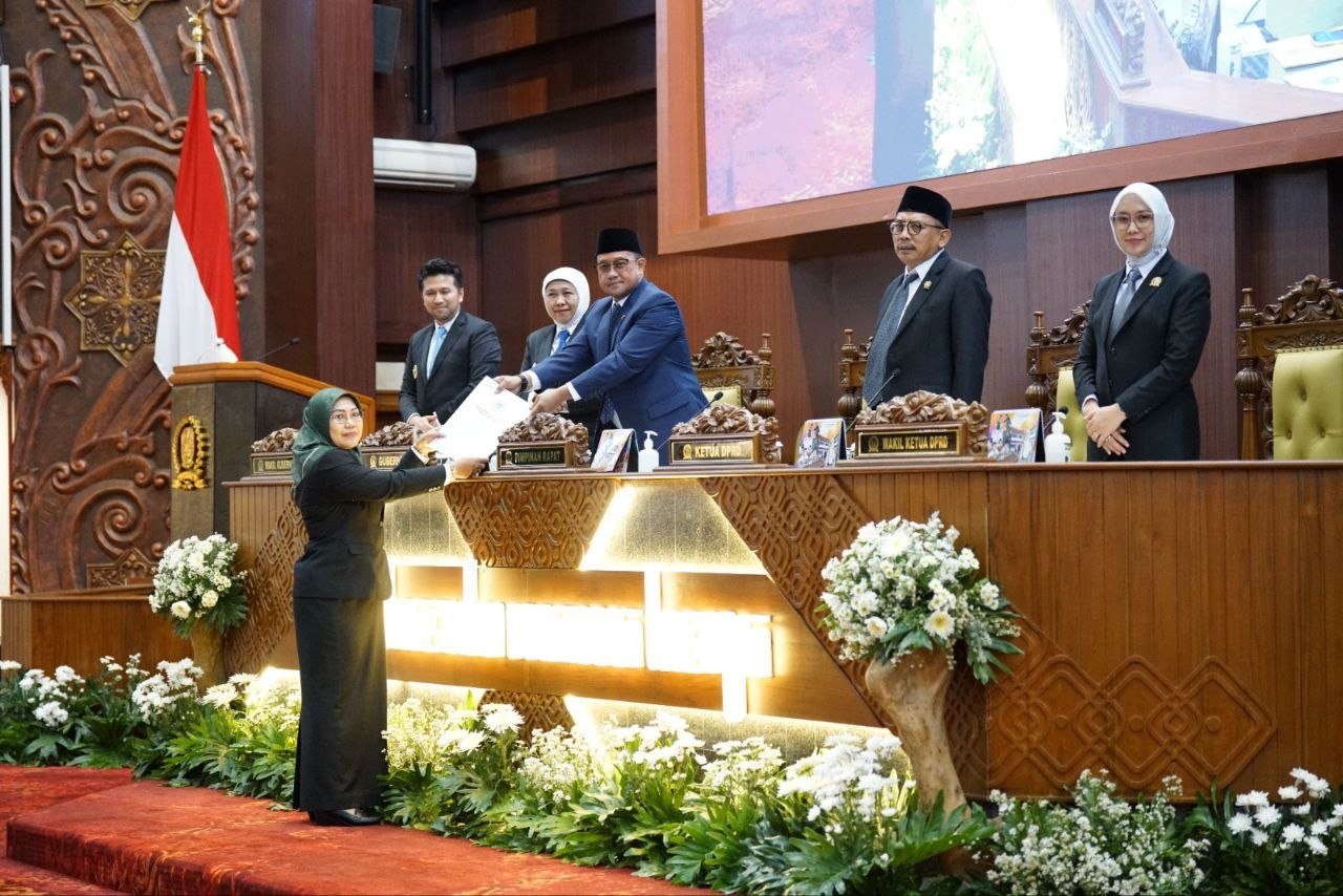 Komisi C DPRD Jatim Setujui Raperda Penyertaan Modal...