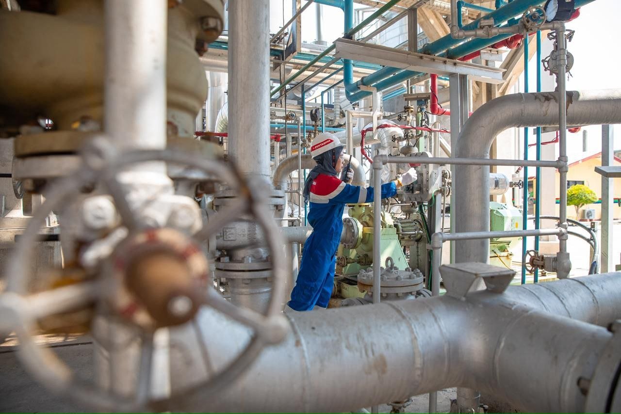Pastikan BBM Berkualitas, Pertamina Patra Niaga Terapkan Pengelolaan...