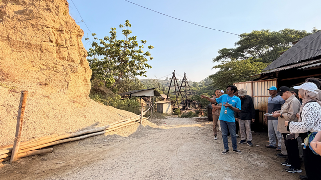 Tim Pendamping KNGI Kunjungan Lapangan, Wujudkan Geopark Bojonegoro...