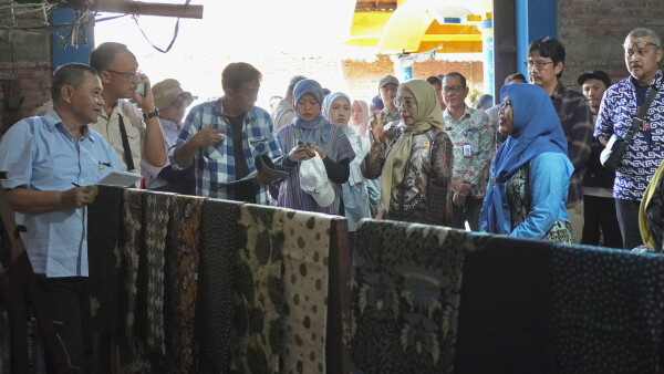 Studi Lapang Geopark Bojonegoro Menuju UGGp, Kunjungi Sentra...