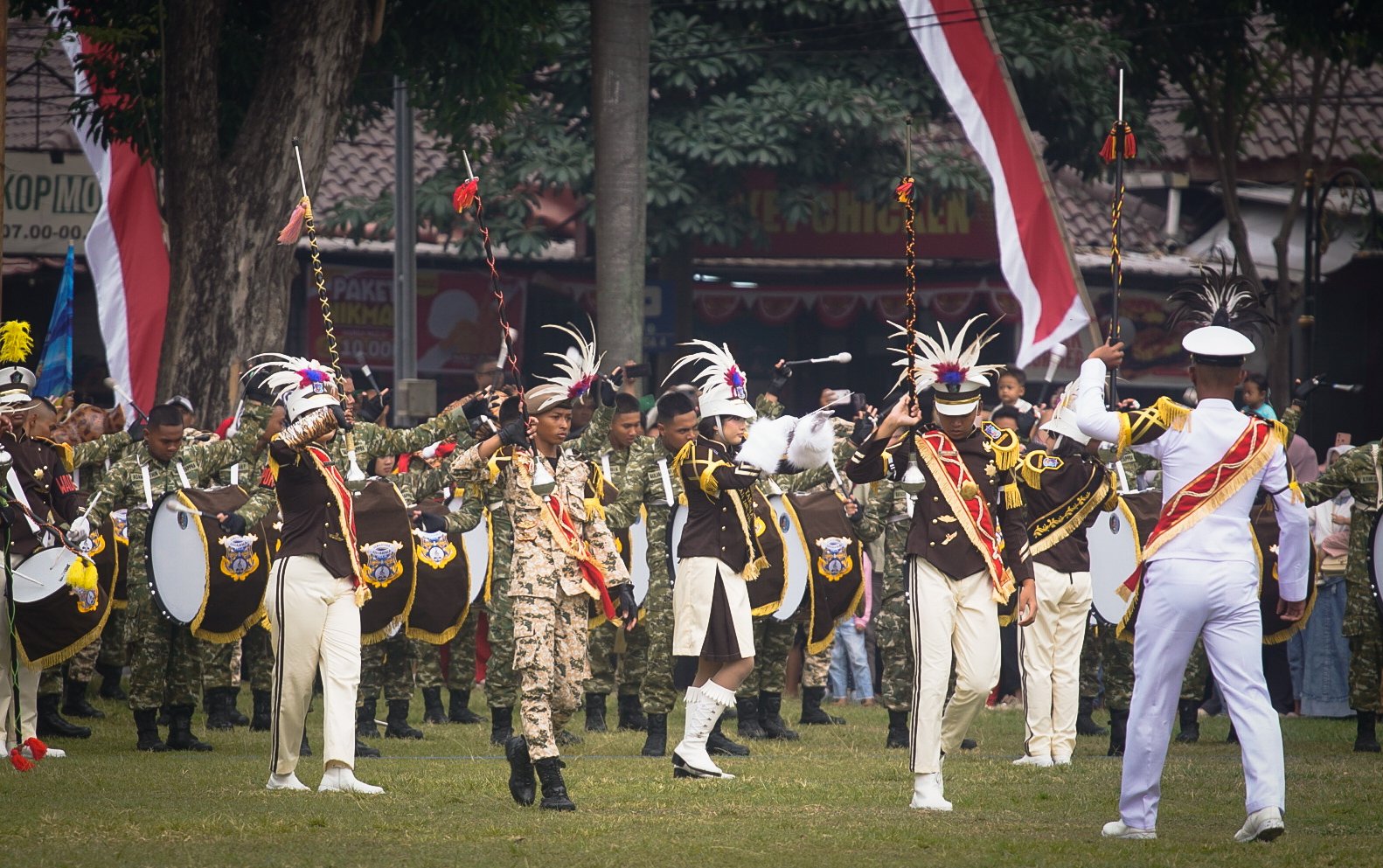 Parade Gemantara Darma Praja Warnai Upacara HUT ke-81...