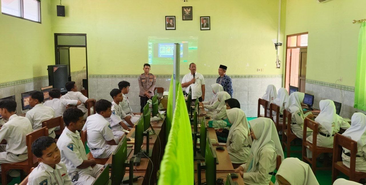 900 Siswa Madrasah Aliyah se-Kabupaten Bojonegoro Ikuti Edukasi...