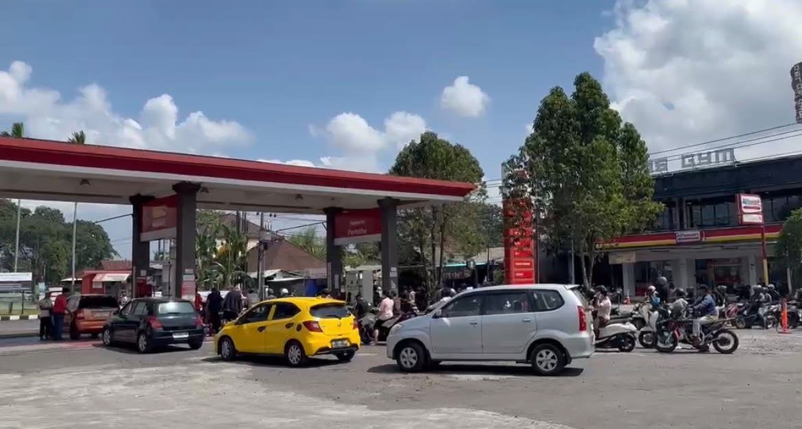 Antrean SPBU di Bali Mulai Berkurang, Pertamina Patra...