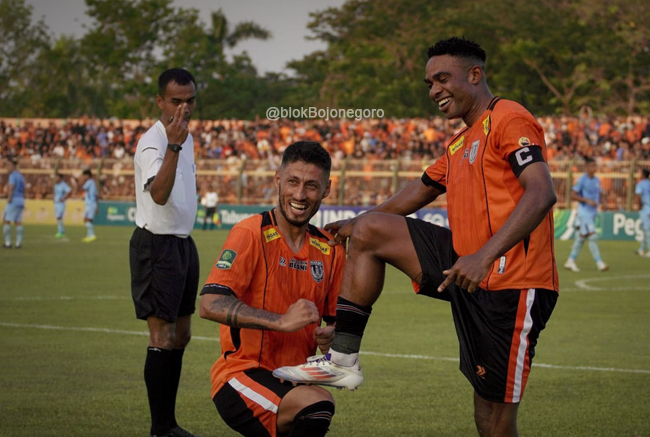 Awal Babak Kedua, Persibo Unggul 4-0