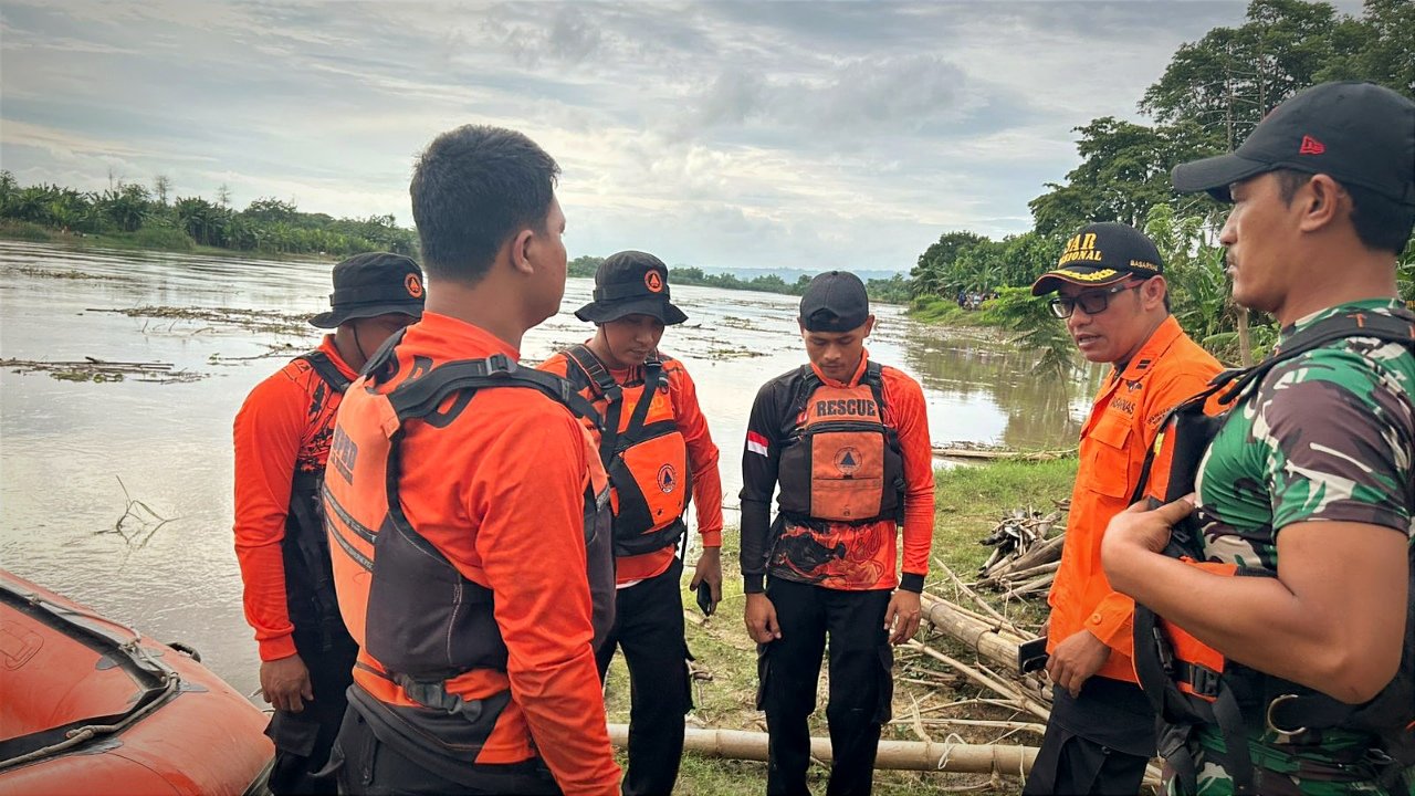 Cari Kayu Bakar di Tepi Bengawan Solo, Warga Bojonegoro Dilaporkan Tenggelam