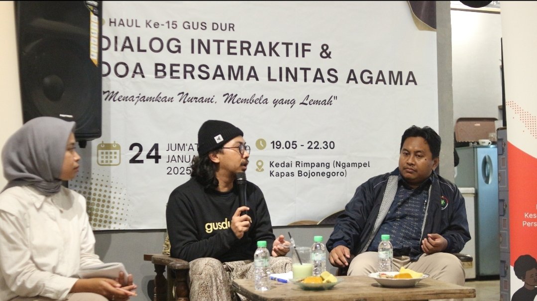 Peringati Haul ke-15 Gus Dur, GUSDURian Bojonegoro Gelar Dialog Interaktif dan Doa Lintas Agama