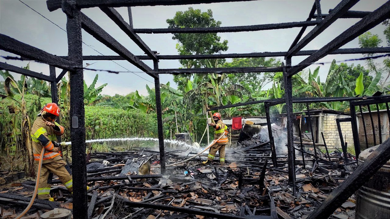 Rumah Pengisian Air Galon di Bojonegoro Terbakar, Kerugian Capai Rp130 Juta
