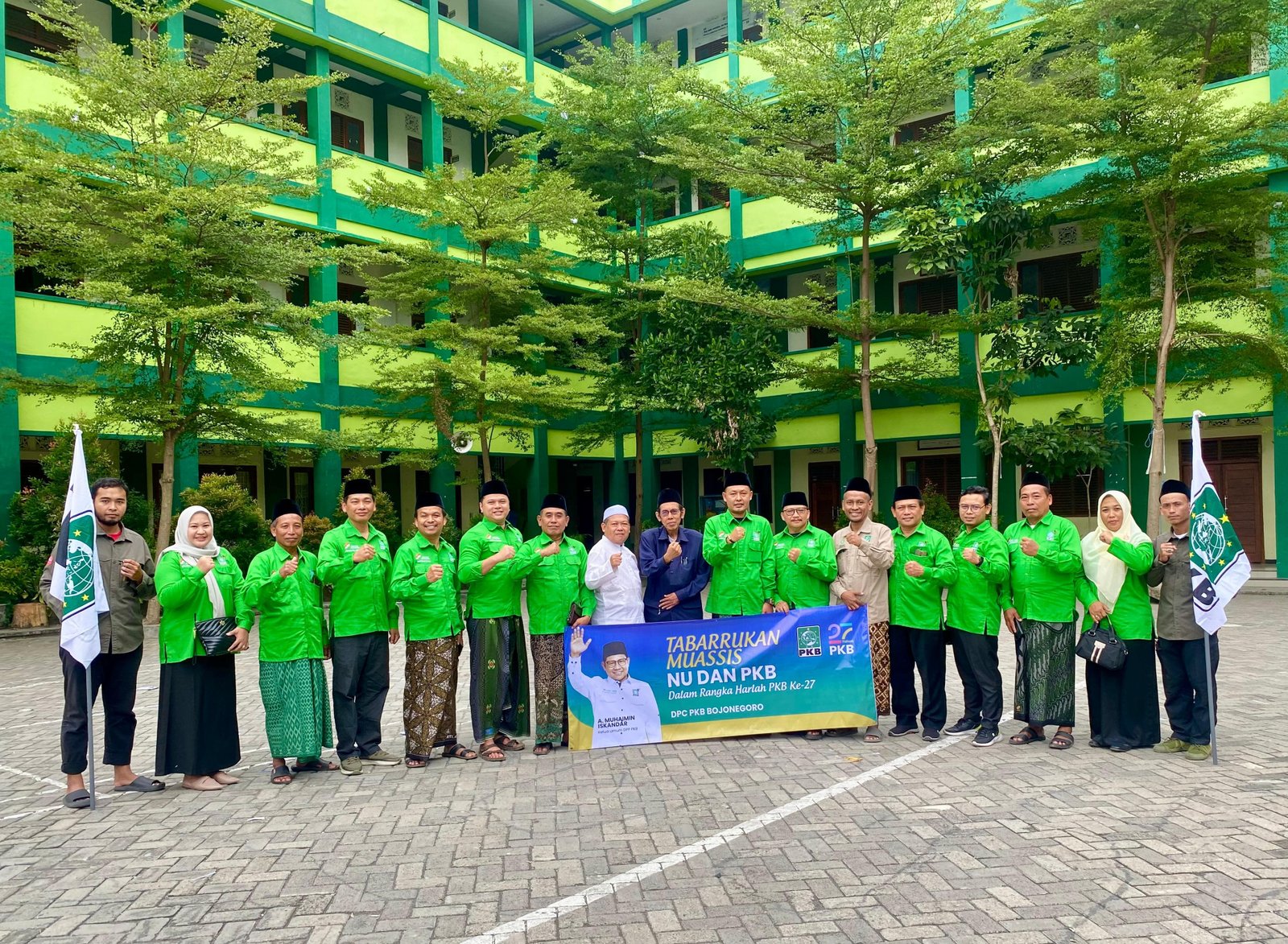 Rangkaian Ultah, PKB Bojonegoro Tabarrukan ke Ponpes Attanwir