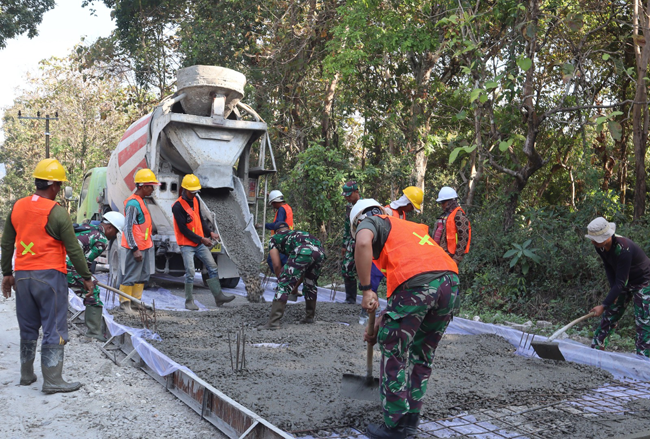 Jalan Cor Beton TMMD 125 Bojonegoro
