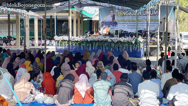 Berkah Maulid di Simorejo Kanor Bareng Gus Saif Ponpes Abu Dzarrin