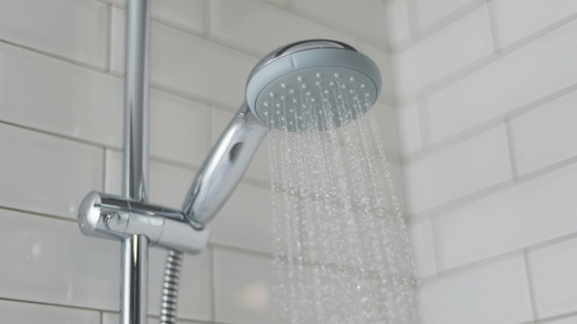 Hukum Beraktivitas sebelum Mandi Junub