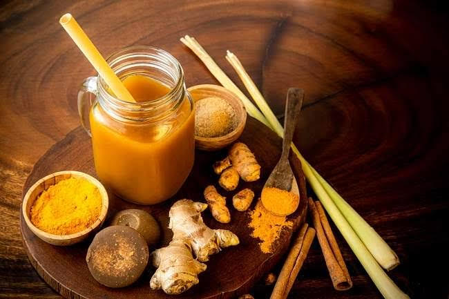 Khasiat Jamu Tradisional untuk Jaga Tubuh Sehat Alami