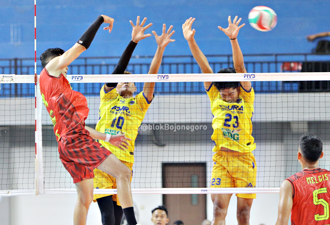 Sigit Ardian Masih Menggila Serang Ganeksa