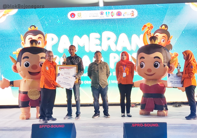 BPBD Jatim Serahkan Penghargaan ke Jurnalis Foto blokBojonegoro