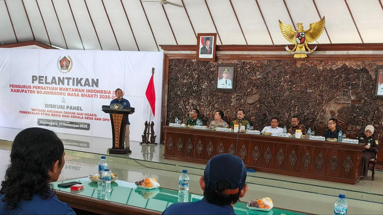 PWI Bojonegoro Ajak Pemerintah Perangi Oknum Wartawan Tak Berkompeten