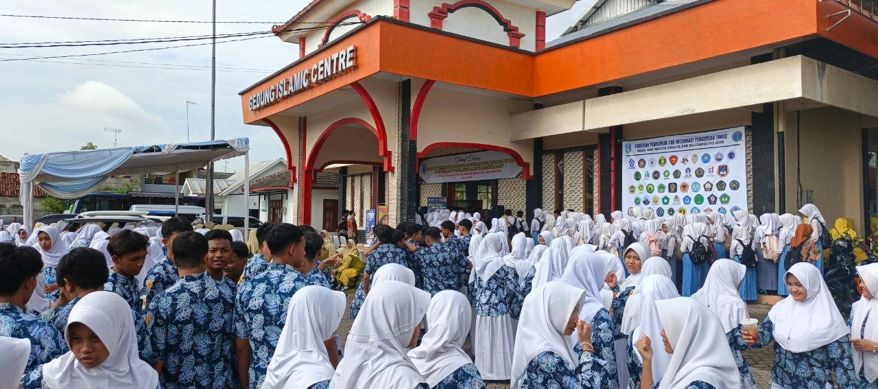 Ribuan Siswa Padati Pameran Pendidikan 2026 di Islamic Centre Bojonegoro
