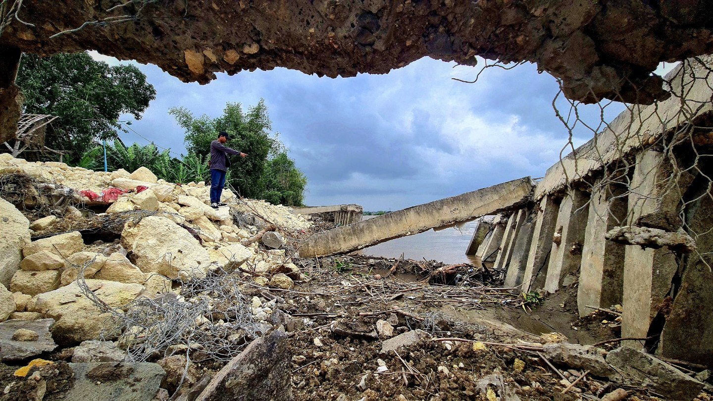 Baru Diperbaiki, Megaproyek Tebing Bengawan Solo Rp40 M di Bojonegoro Kembali Ambrol