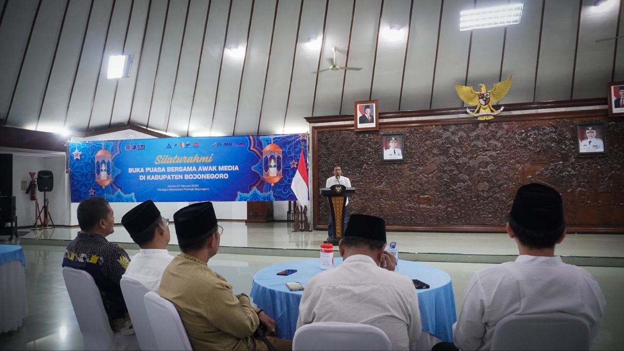 Silaturahmi dan Bukber Awak Media, Perkuat Sinergi Pemkab,...