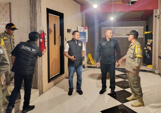 Satpol PP Bojonegoro Perketat Pengawasan Tempat Hiburan Selama...