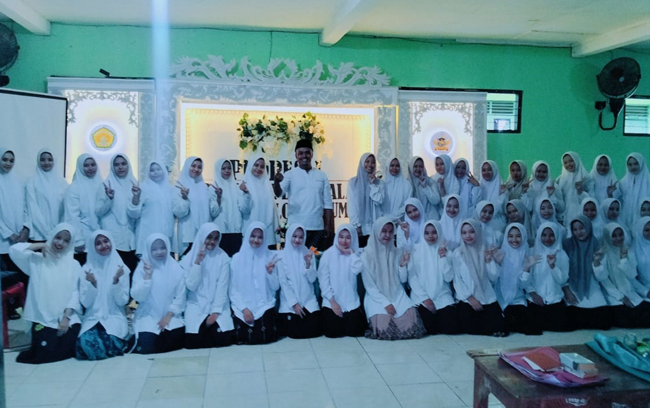 Calon Alumni Ponpes Attanwir Dibekali Kewirausahaan untuk Terjun...
