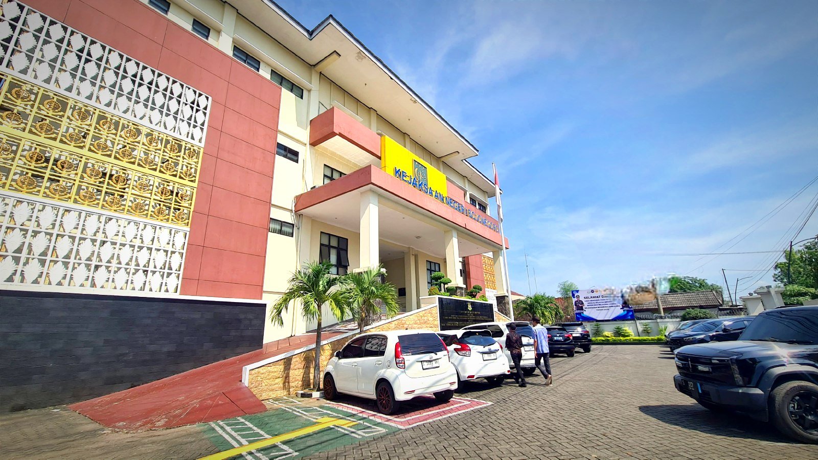 Dugaan Korupsi Jalan Desa Klino Rp2,7 Miliar Diselidiki...