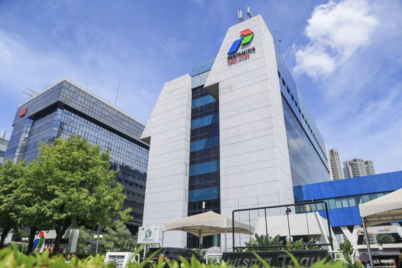Pertamina Patra Niaga Berhentikan AMT yang Merokok Saat...