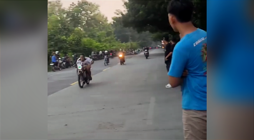 Balap Liar Jelang Buka Puasa di Jalan Bojonegoro Resahkan Warga