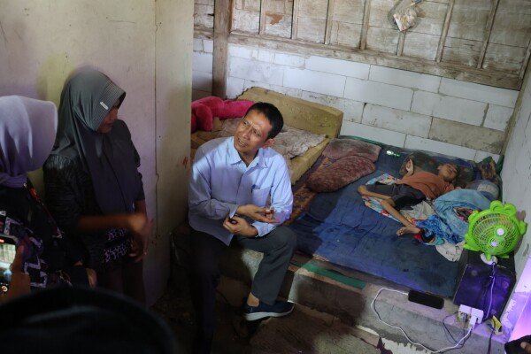 Program KUSUMO, Bupati Bojonegoro Berdialog Langsung di Rumah Warga