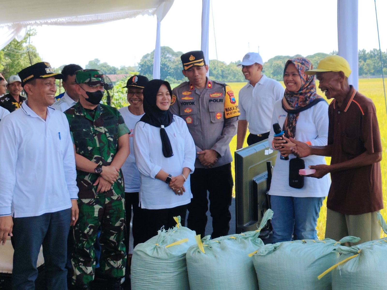 100 Hari Kerja Bupati-Wabup Bojonegoro: Menyalakan Optimisme Mewujudkan Bojonegoro Bahagia dan Membanggakan