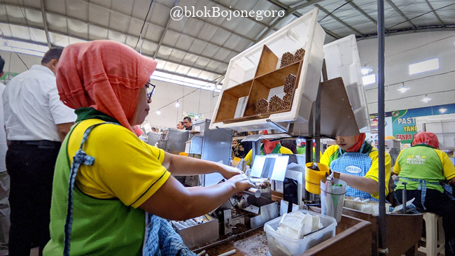 596 Buruh Pabrik Rokok di MPS Padangan Bojonegoro Kena PHK, Ini Penyebabnya..!