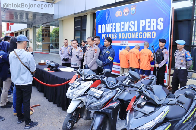 Barang Bukti Sepeda Motor di Polres Bojonegoro