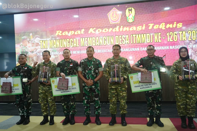 Pemkab Bojonegoro dan Kodim 0813 Raih Penghargaan Bergengsi dalam Rakornis TMMD 2025