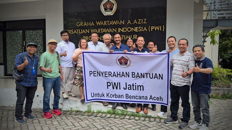 Solidaritas Kemanusiaan, PWI Jatim Kirim Bantuan untuk Korban Bencana Aceh